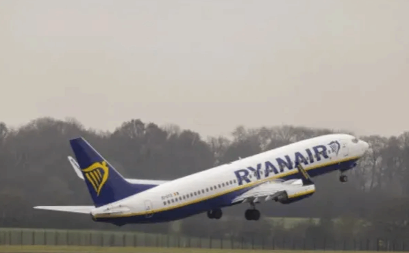 ryanair-passenger-dies-on-flight-as-chaos-erupts-on-plane-48155